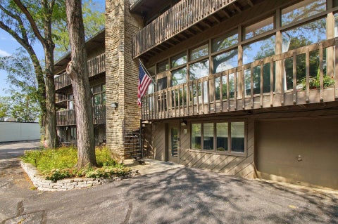 Condo For Sale - 2109 W 5 Avenue #E<br/> Columbus, OH 43212