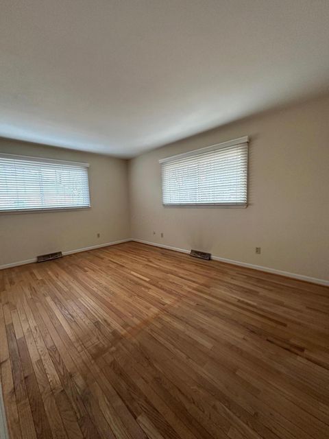 Tiny photo for 2135 N Columbus Street, Lancaster, OH 43130 (MLS # 225045382)