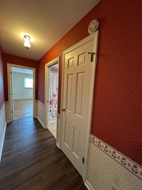 Tiny photo for 2135 N Columbus Street, Lancaster, OH 43130 (MLS # 225045382)