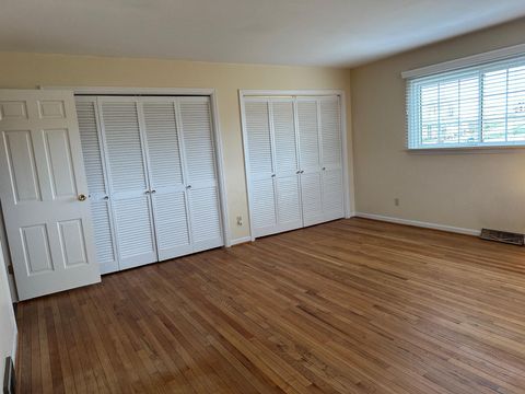 Tiny photo for 2135 N Columbus Street, Lancaster, OH 43130 (MLS # 225045382)