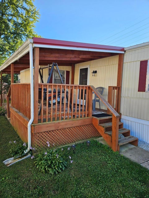 Tiny photo for 1570 E Main Street 61 #61, Lancaster, OH 43130 (MLS # 226037172)