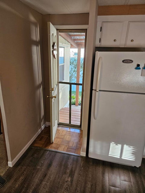 Tiny photo for 1570 E Main Street 61 #61, Lancaster, OH 43130 (MLS # 226037172)