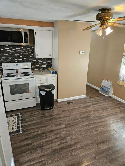Tiny photo for 1570 E Main Street 61 #61, Lancaster, OH 43130 (MLS # 226037172)
