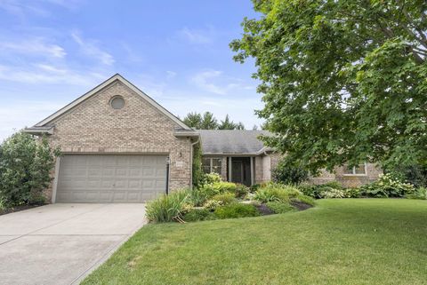 Photo of 4704 Carrington Way, Hilliard, OH 43026 (MLS # 225032244)