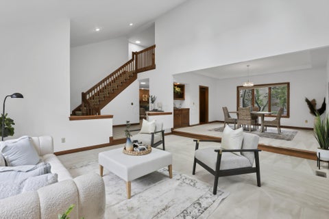 Photo of 2252 Sedgwick Drive, Columbus, OH 43220 (MLS # 226028559)