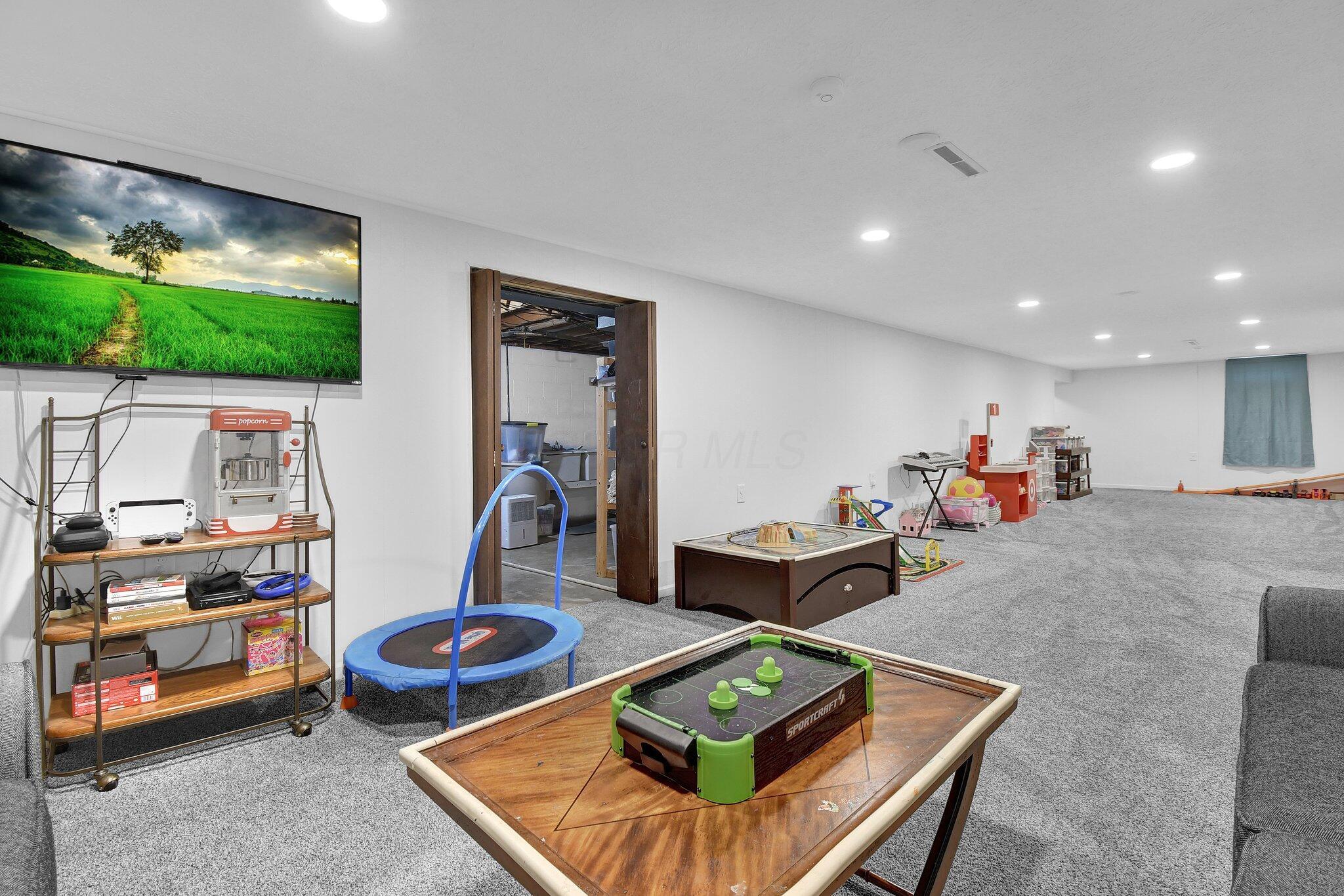 5780 Satinwood Drive, Columbus, Ohio image 16