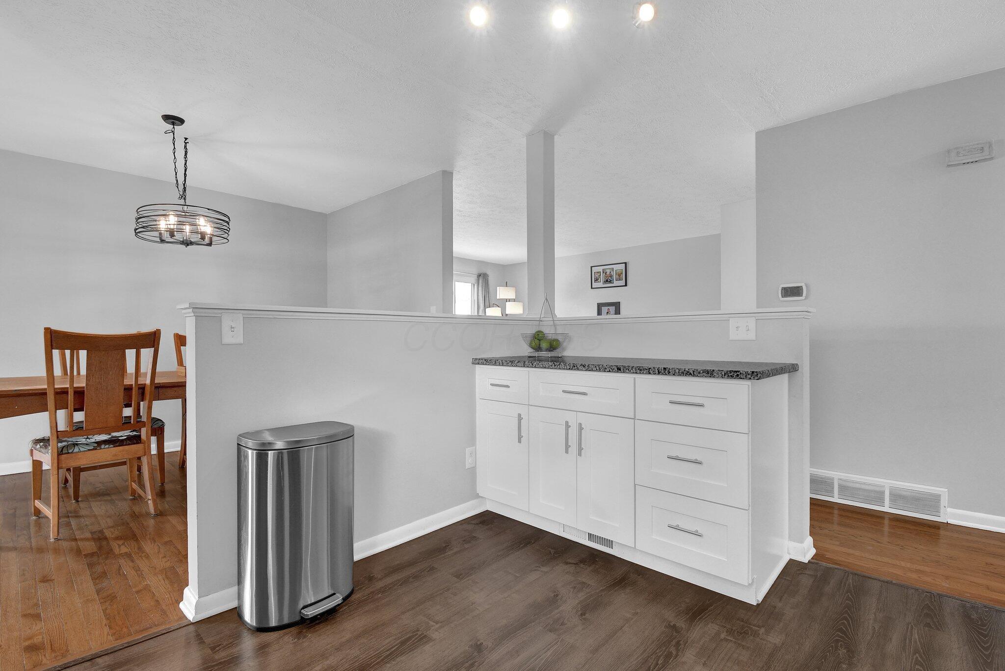 5780 Satinwood Drive, Columbus, Ohio image 12