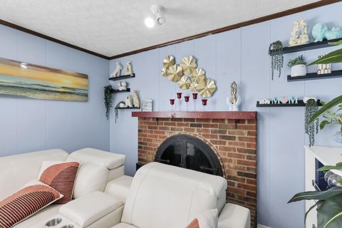 Tiny photo for 2251 Tuliptree Avenue, Columbus, OH 43229 (MLS # 226002709)