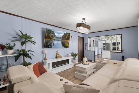 Tiny photo for 2251 Tuliptree Avenue, Columbus, OH 43229 (MLS # 226002709)