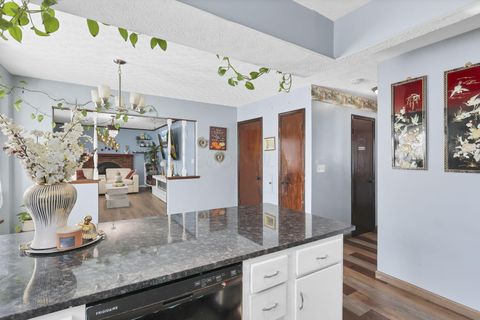 Tiny photo for 2251 Tuliptree Avenue, Columbus, OH 43229 (MLS # 226002709)