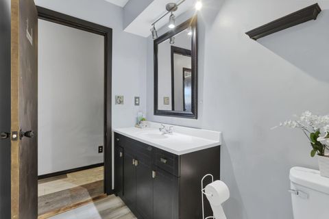 Tiny photo for 2251 Tuliptree Avenue, Columbus, OH 43229 (MLS # 226002709)