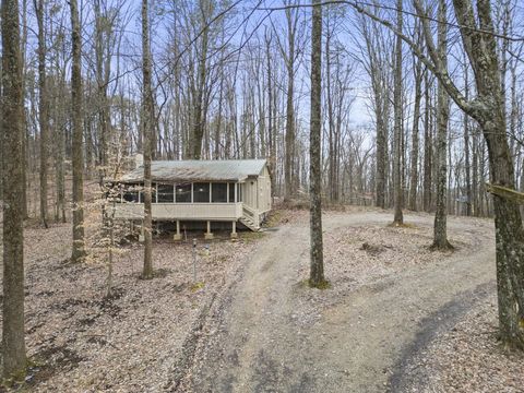 20554 Thompson Ridge Road Laurelville OH 43135