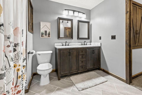 Tiny photo for 811 Laura Drive, Marion, OH 43302 (MLS # 226039268)
