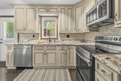 Tiny photo for 811 Laura Drive, Marion, OH 43302 (MLS # 226039268)