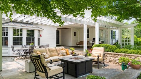 Photo of 704 Newark Granville Road, Granville, OH 43023 (MLS # 223017353)