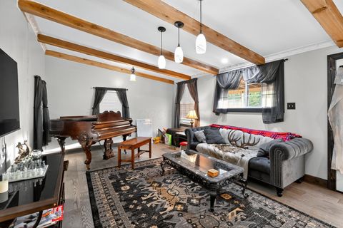Tiny photo for 812 N Gay Street, Mount Vernon, OH 43050 (MLS # 225037513)