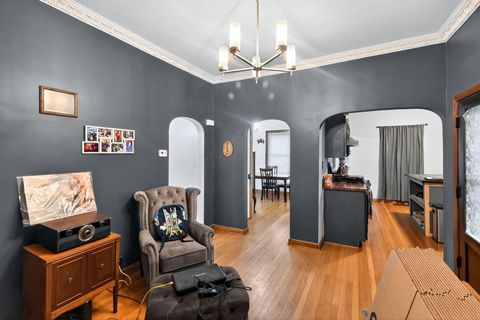 Tiny photo for 812 N Gay Street, Mount Vernon, OH 43050 (MLS # 225037513)