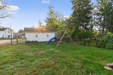 Tiny photo for 812 N Gay Street, Mount Vernon, OH 43050 (MLS # 225037513)