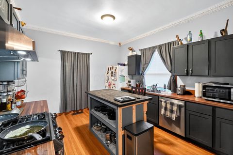 Tiny photo for 812 N Gay Street, Mount Vernon, OH 43050 (MLS # 225037513)