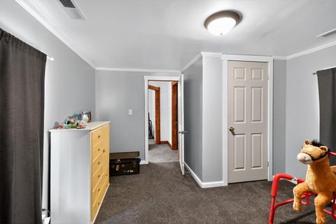 Tiny photo for 812 N Gay Street, Mount Vernon, OH 43050 (MLS # 225037513)
