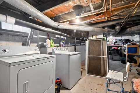 Tiny photo for 812 N Gay Street, Mount Vernon, OH 43050 (MLS # 225037513)