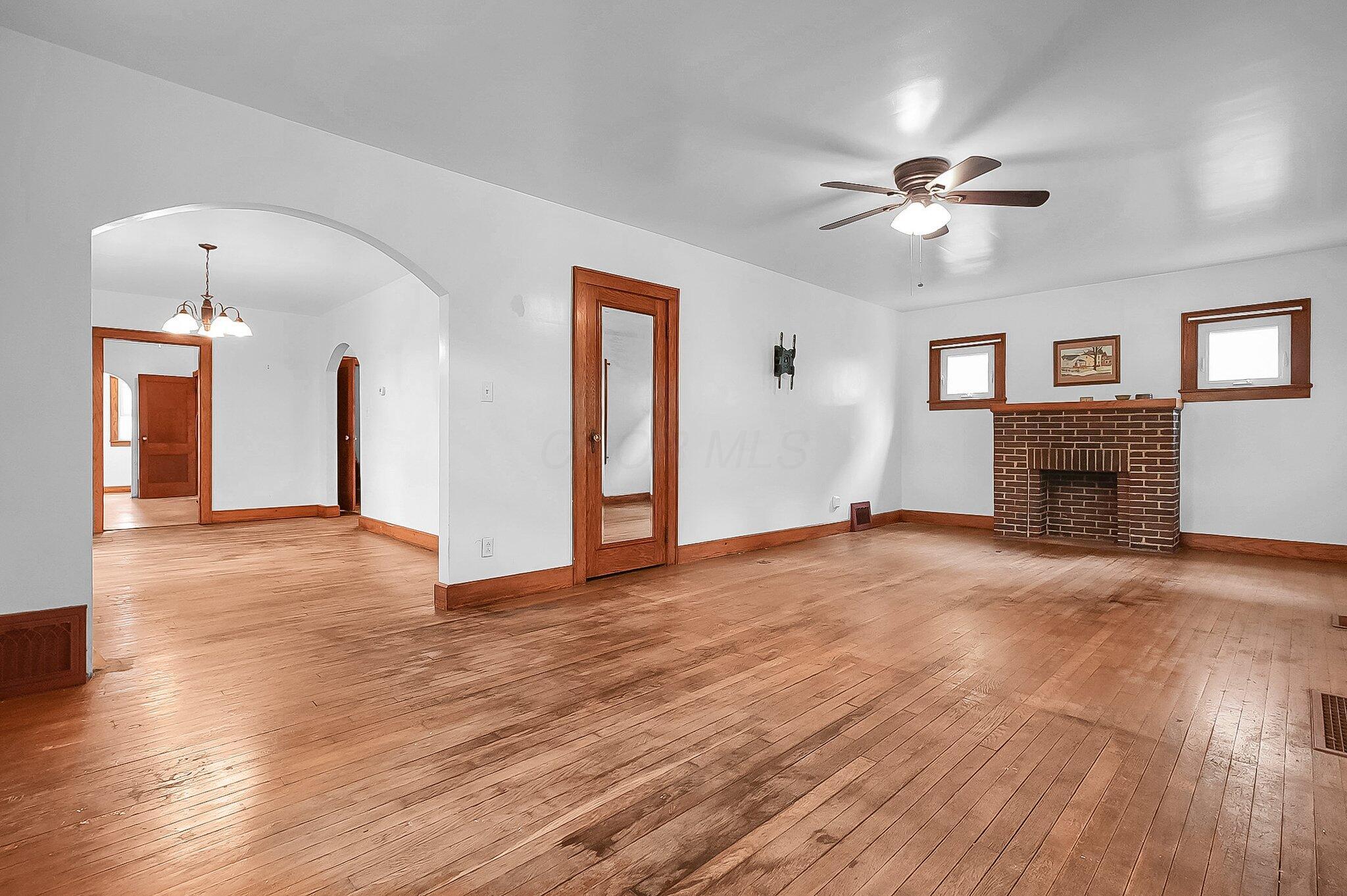 253 Robbins Drive, Newark, Ohio image 8