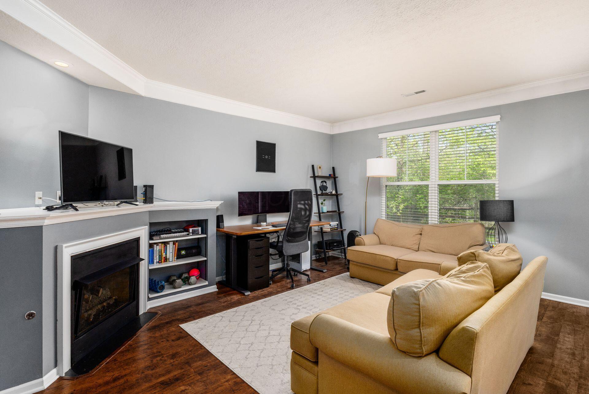6712 Durwood Lane, Dublin, Ohio image 3