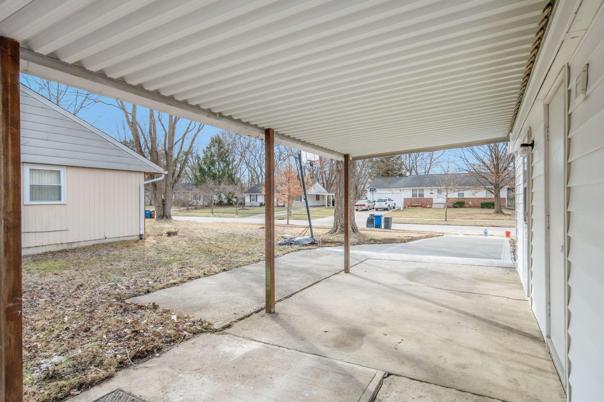 698 Andrew Avenue, Westerville, Ohio image 25