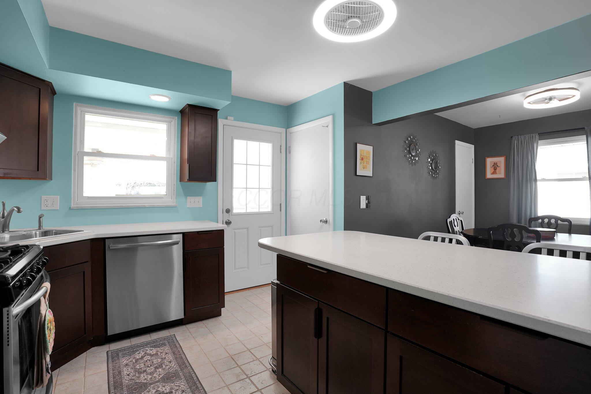 1453 Matthias Drive, Columbus, Ohio image 12