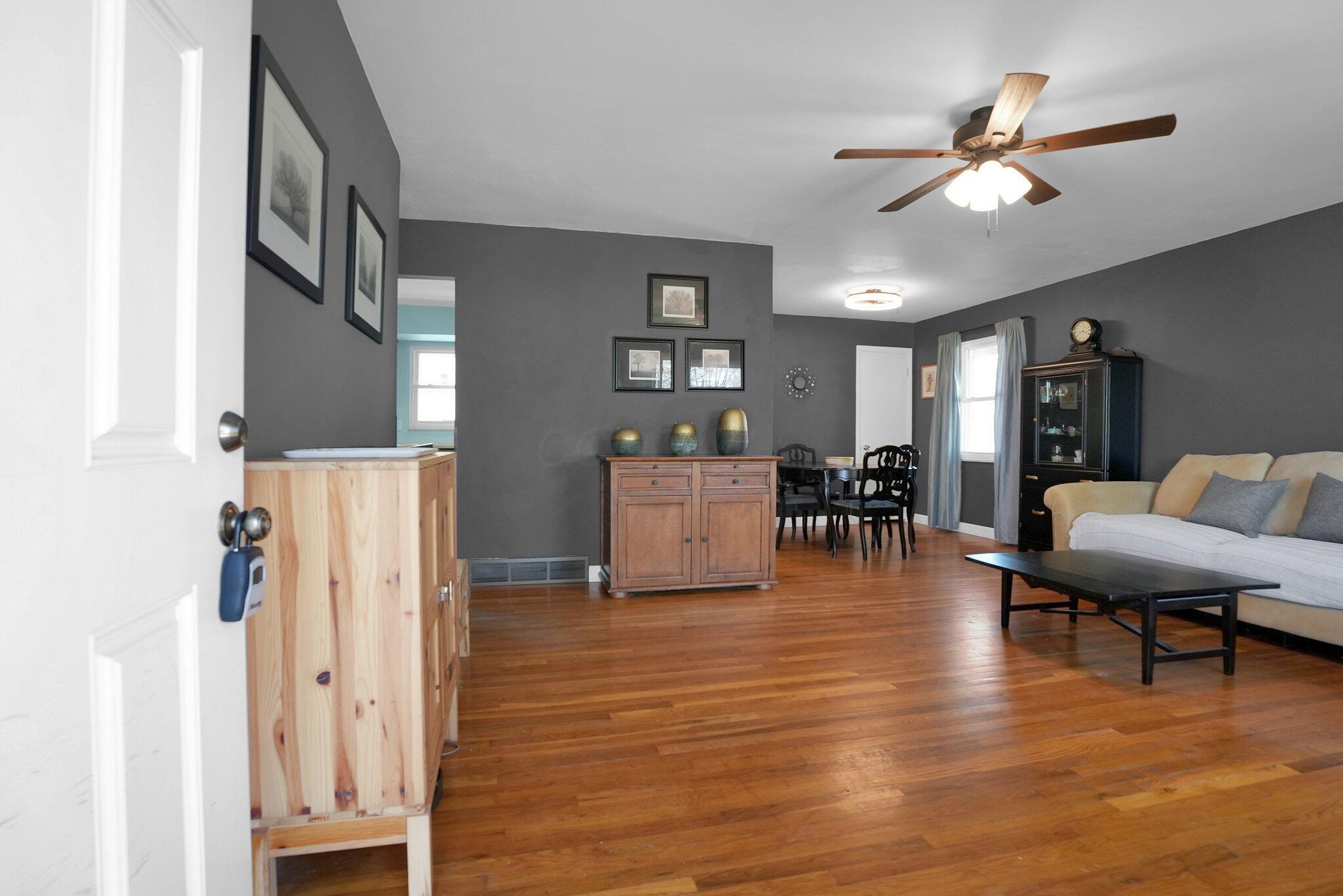 1453 Matthias Drive, Columbus, Ohio image 6