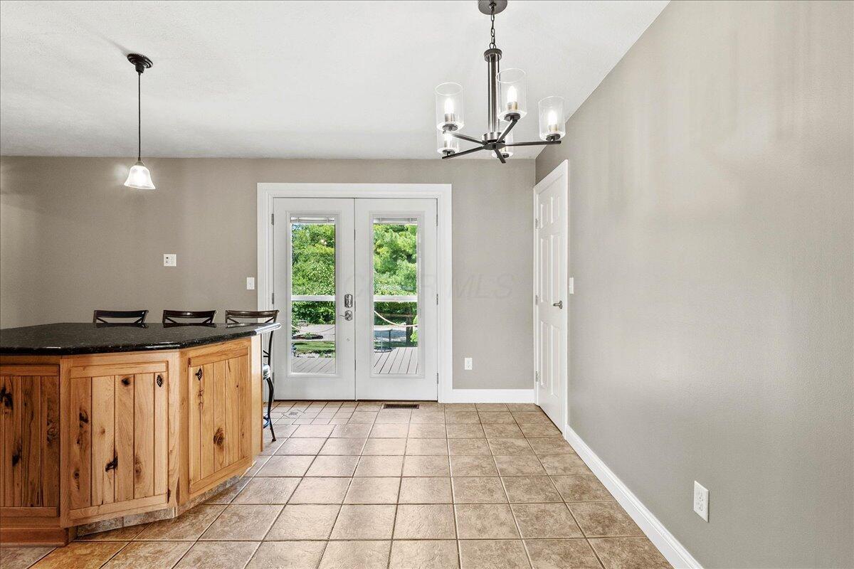 4382 Holiday Lane, Bellefontaine, Ohio image 10