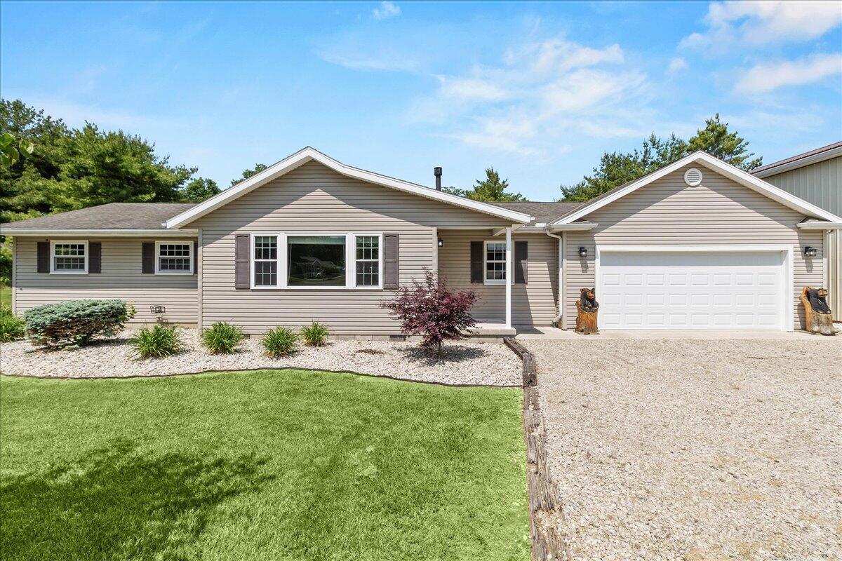 4382 Holiday Lane, Bellefontaine, Ohio image 5