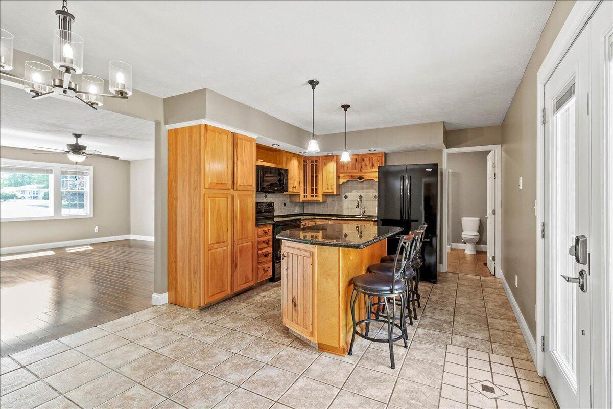 4382 Holiday Lane, Bellefontaine, Ohio image 12