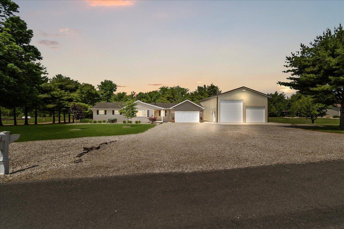 4382 Holiday Lane, Bellefontaine, Ohio image 2