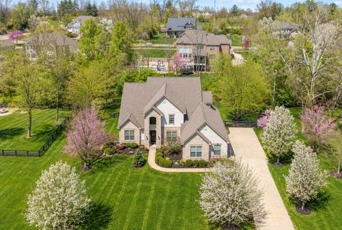 Photo of 992 Elderberry Loop, Delaware, OH 43015 (MLS # 226011920)