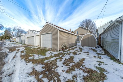 Tiny photo for 645 Henry Street, Marion, OH 43302 (MLS # 225045536)