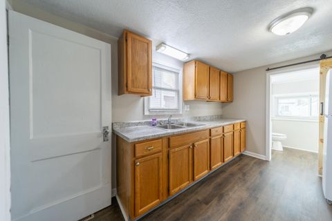 Tiny photo for 645 Henry Street, Marion, OH 43302 (MLS # 225045536)