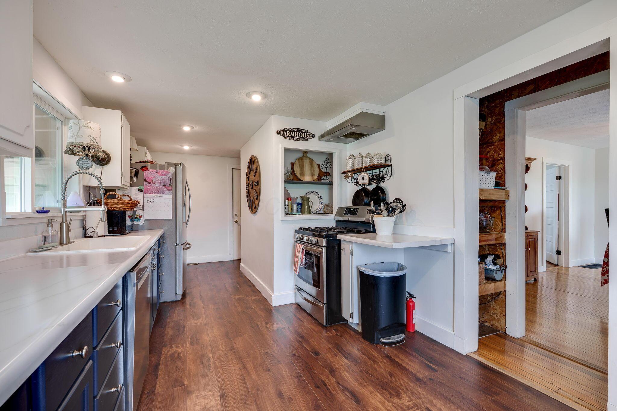 4623 Springfield Xenia Road, Springfield, Ohio image 24
