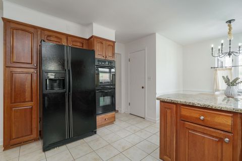 Tiny photo for 2774 Elm Avenue, Columbus, OH 43209 (MLS # 226003504)