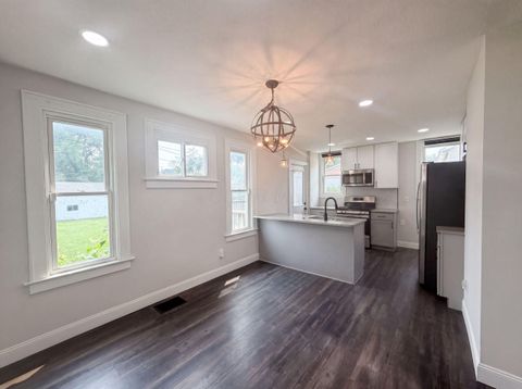 Tiny photo for 965 Stewart Avenue, Columbus, OH 43206 (MLS # 226027368)