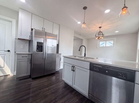 Tiny photo for 965 Stewart Avenue, Columbus, OH 43206 (MLS # 226027368)