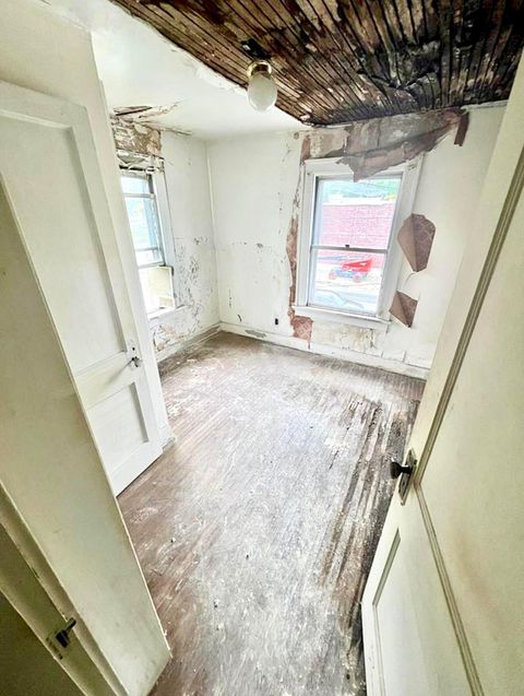 Tiny photo for 2230 Cleveland Avenue, Columbus, OH 43211 (MLS # 225044698)