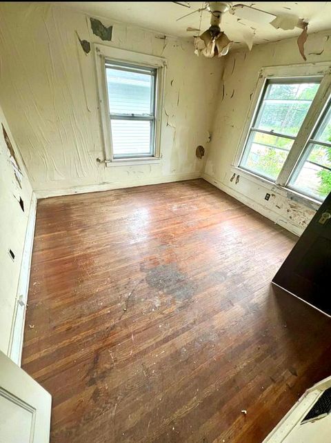 Tiny photo for 2230 Cleveland Avenue, Columbus, OH 43211 (MLS # 225044698)