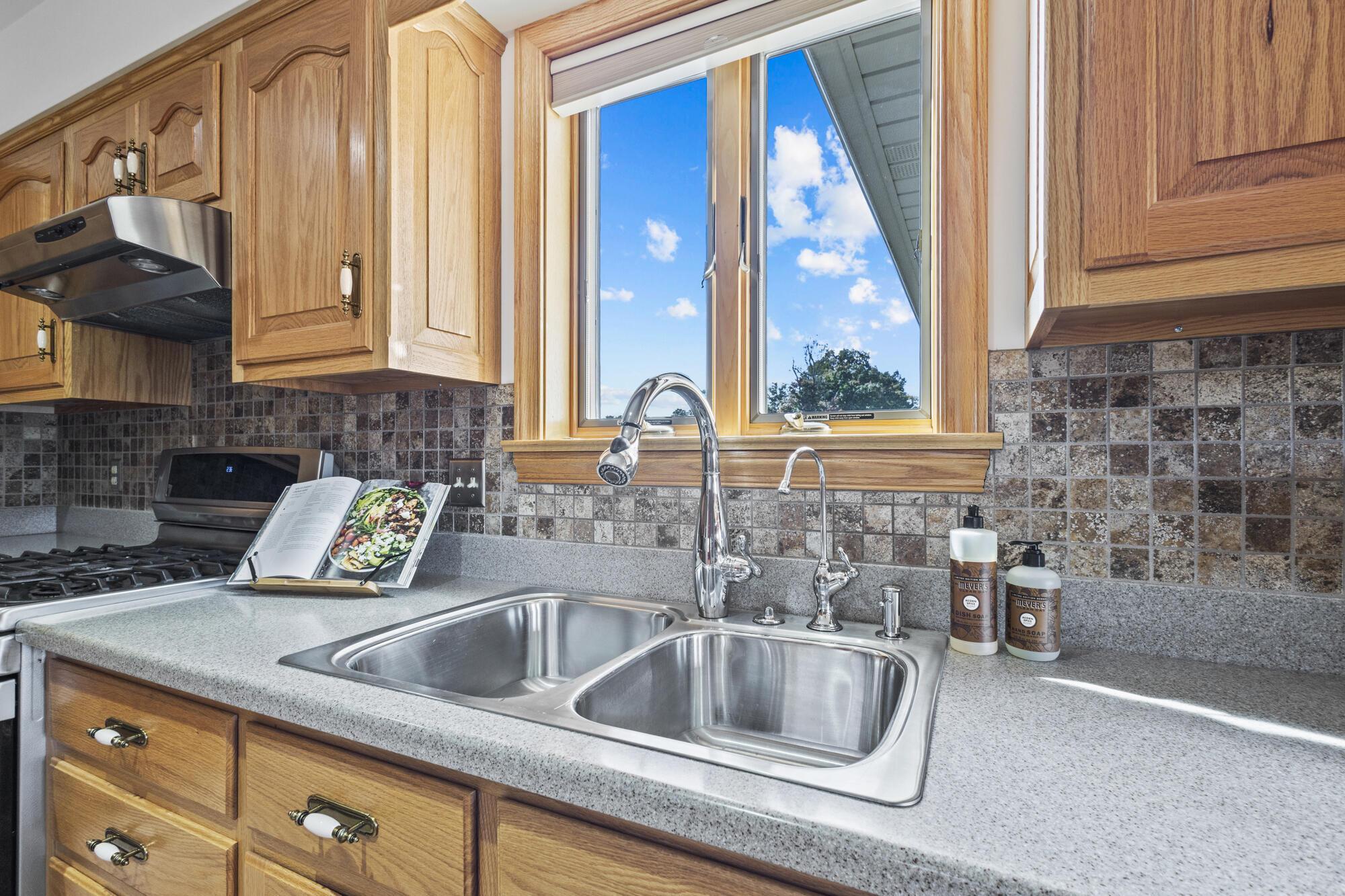 15159 Monroe Mills Road, Mount Vernon, Ohio image 12