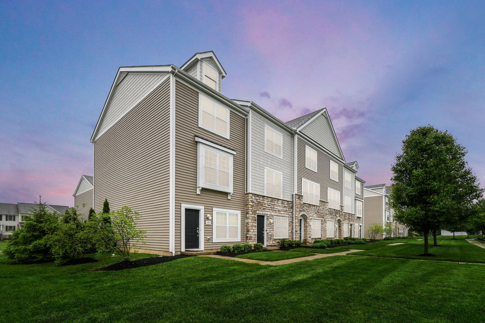 389 Laurel Creek Street, Pickerington, Ohio image 2