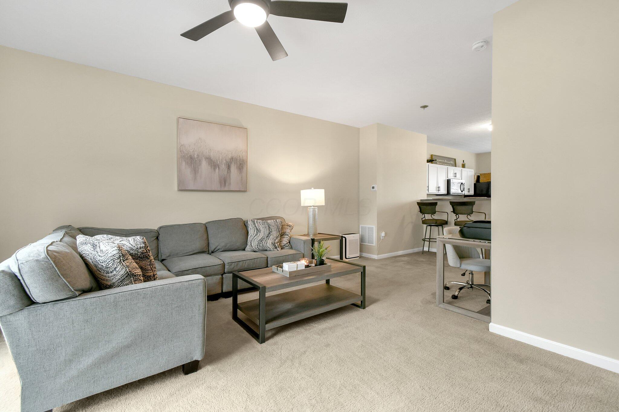 389 Laurel Creek Street, Pickerington, Ohio image 12