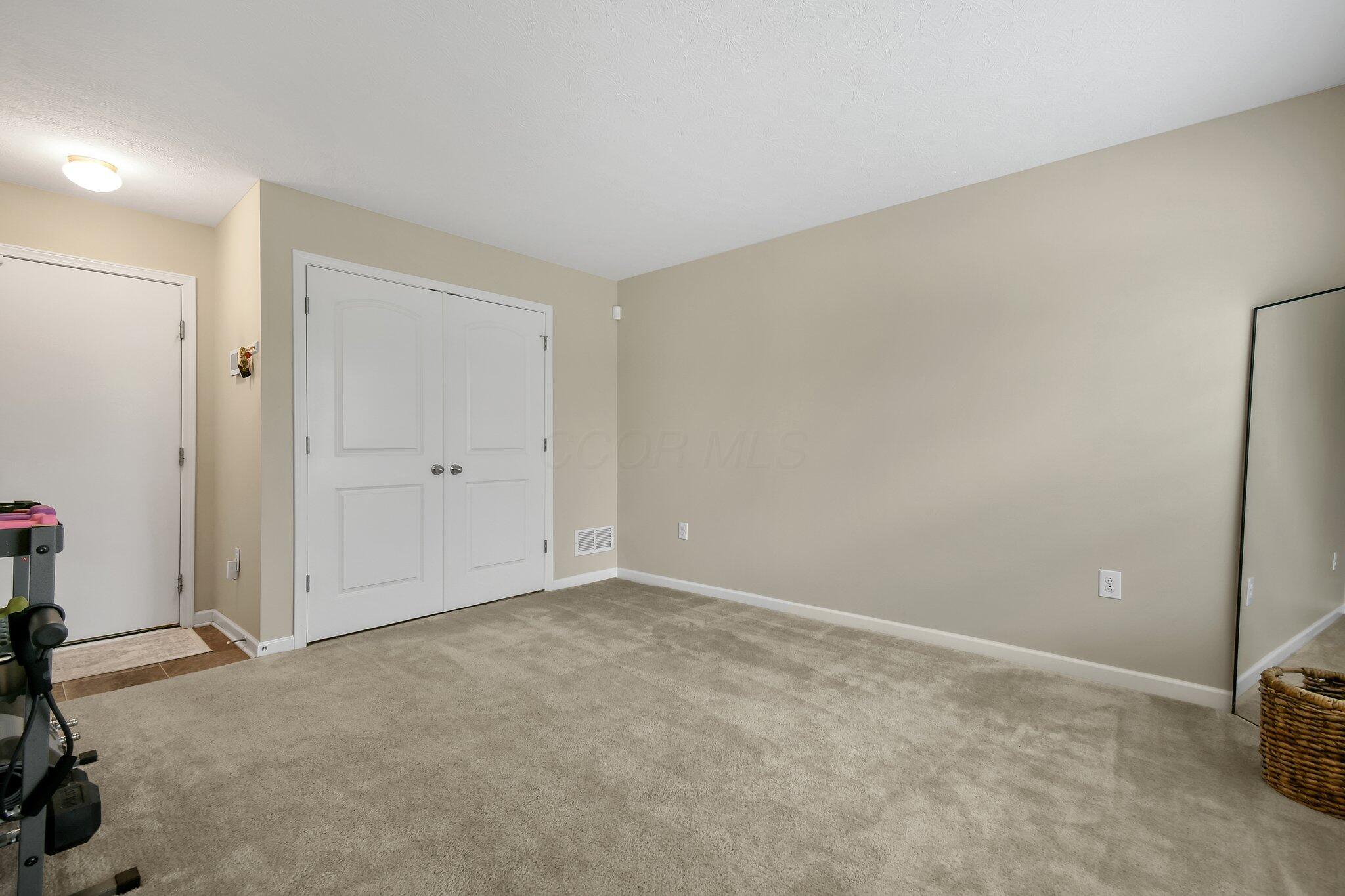 389 Laurel Creek Street, Pickerington, Ohio image 4