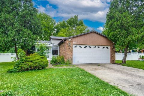 Photo of 3434 Bufford Court, Columbus, OH 43231 (MLS # 226021877)