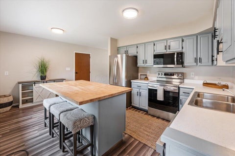 Tiny photo for 931 Sherwood Avenue, Marysville, OH 43040 (MLS # 226027864)