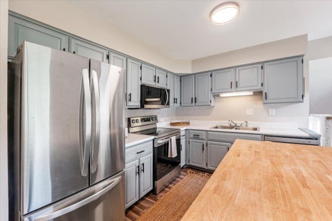 Tiny photo for 931 Sherwood Avenue, Marysville, OH 43040 (MLS # 226027864)